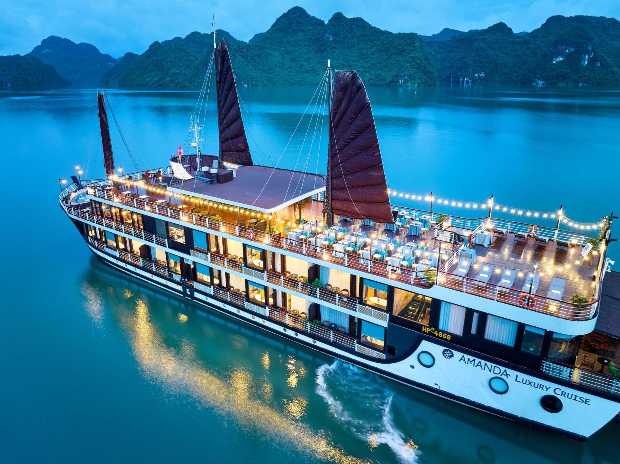 Готель Amanda Luxury Cruise Халонг Екстер'єр фото